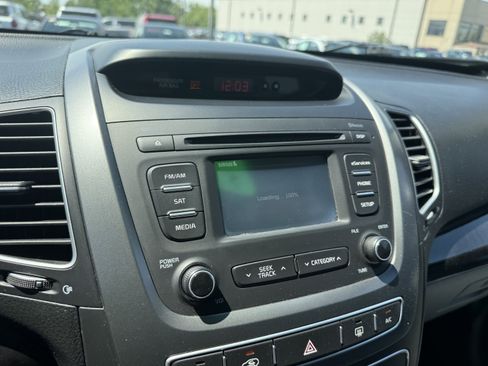 Used 2014 Kia Sorento LX AWD/4WD image 25