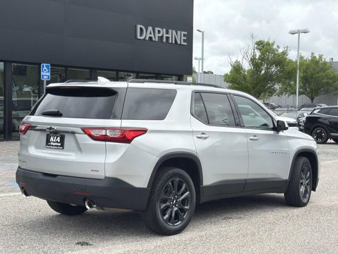 Used 2020 Chevrolet Traverse RS FWD image 4