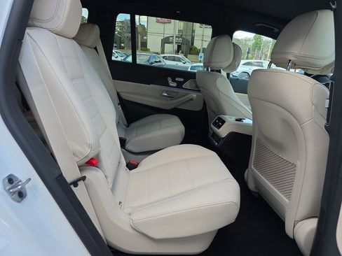New 2026 Mercedes-Benz GLS 580 GLS 580 image 16
