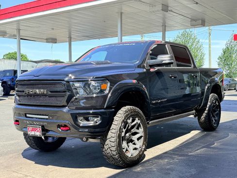 Used 2022 RAM 1500 Big Horn AWD/4WD image 6