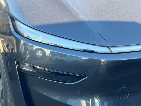 Used 2026 Tesla Model Y AWD image 13