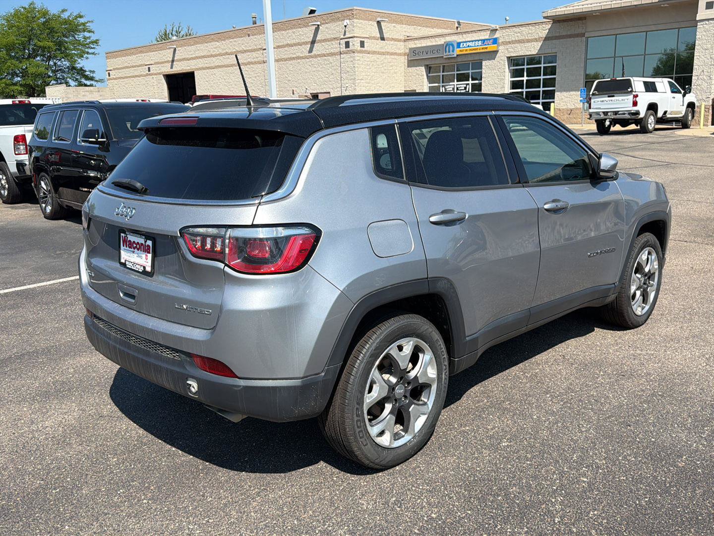 Used 2018 Jeep Compass Limited w/ Navigation Group AWD/4WD image 7