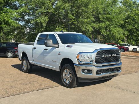 Used 2024 RAM 2500 Big Horn w/ Off Road Package AWD/4WD image 1