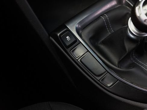 Used 2020 Hyundai Veloster N w/ Performance Package FWD image 43