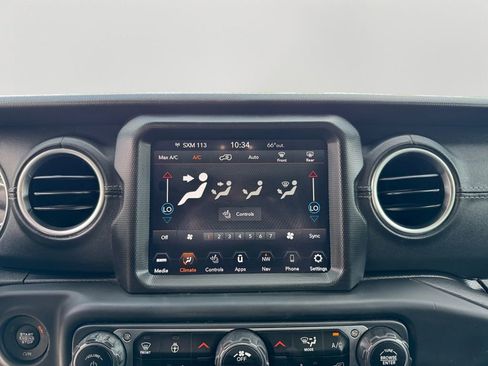 Used 2021 Jeep Wrangler Unlimited Sahara image 22