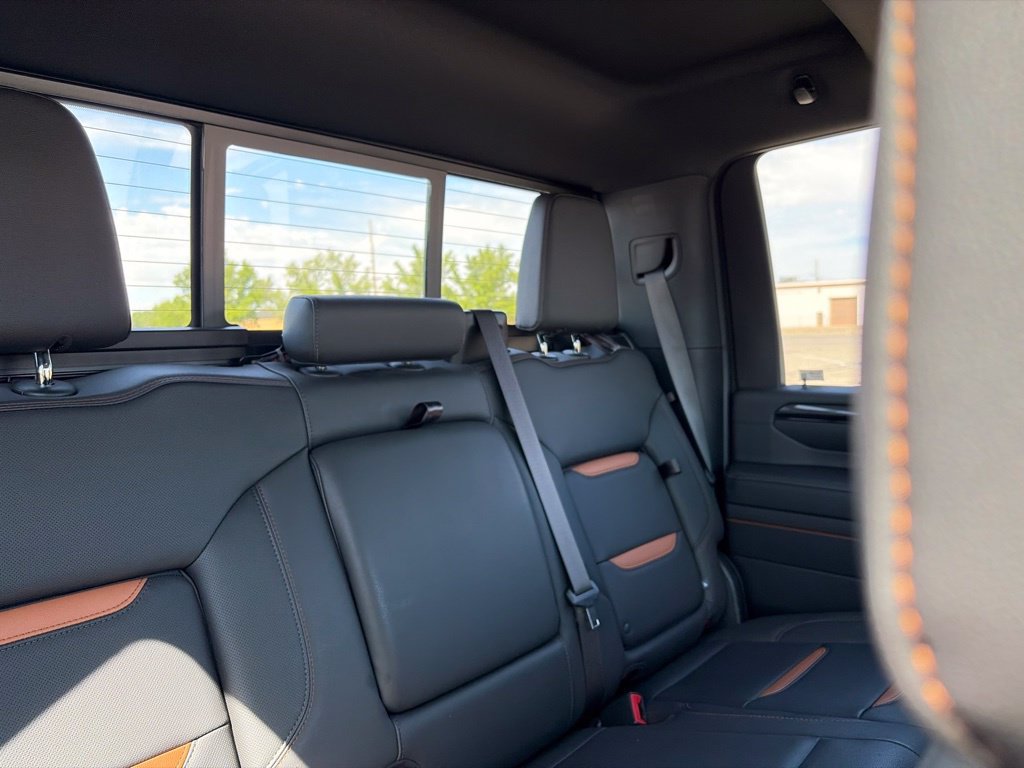 Used 2024 GMC Sierra 2500 AT4 w/ AT4 Premium Plus Package AWD/4WD image 35