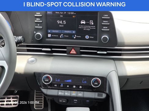Used 2025 Hyundai Elantra Sport FWD image 19
