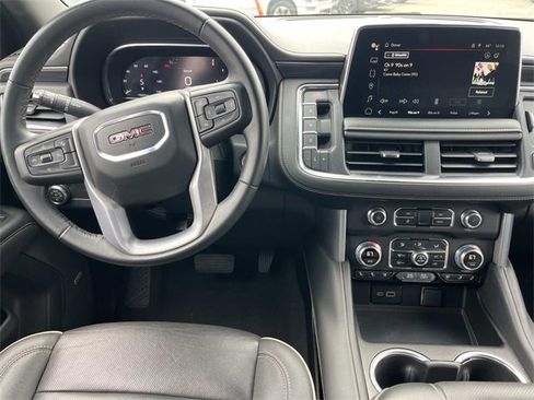 Used 2024 GMC Yukon SLT image 14