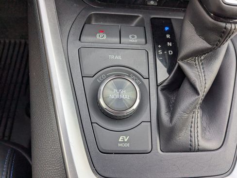 Used 2021 Toyota RAV4 XSE AWD/4WD image 29