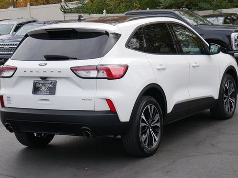 Used 2022 Ford Escape SE w/ SE Sport Appearance Package image 13