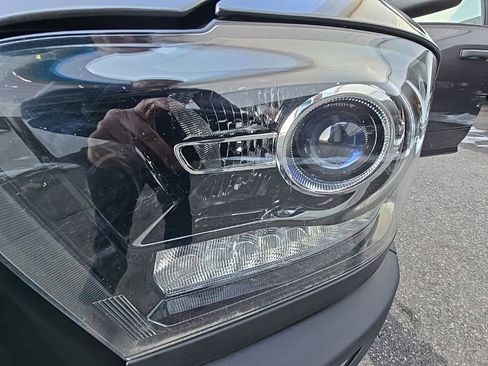 Used 2021 RAM 1500 Classic Warlock image 40