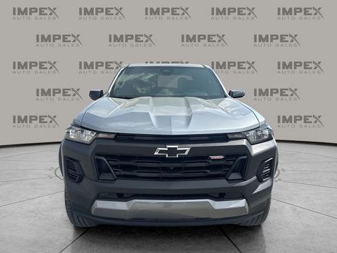 Used 2024 Chevrolet Colorado Trail Boss w/ Technology Package image 8