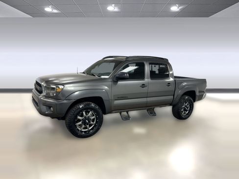 Used 2015 Toyota Tacoma PreRunner w/ SR5 Package image 20