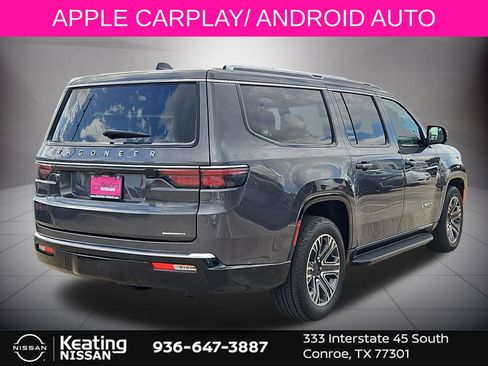 Used 2024 Jeep Wagoneer L Series II w/ Flexible Seating Group AWD/4WD image 8
