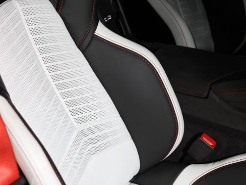 Used 2023 Chevrolet Corvette Stingray Premium Cpe w/ Z51 Performance Package image 32