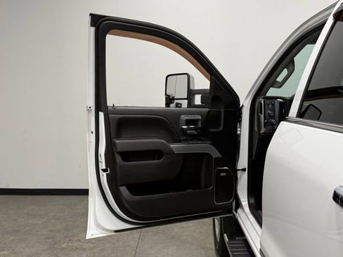 Used 2017 Chevrolet Silverado 2500 LTZ w/ Vortec Plus Package AWD/4WD image 14