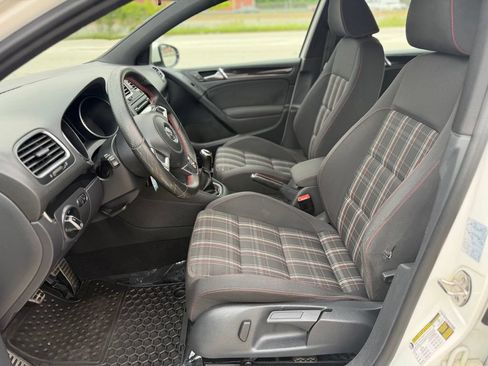Used 2013 Volkswagen GTI 4-Door FWD image 16