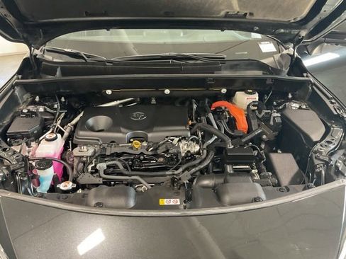 Used 2023 Toyota Venza Limited image 19