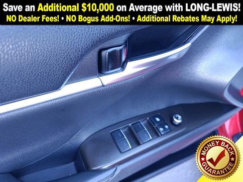 Used 2022 Toyota Camry XSE image 16