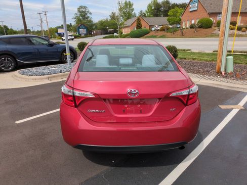 Used 2014 Toyota Corolla LE FWD image 6