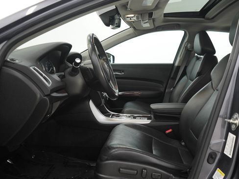 Used 2017 Acura TLX w/ Technology Package FWD image 22