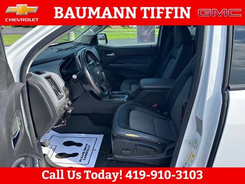 Used 2017 Chevrolet Colorado Z71 AWD/4WD image 18