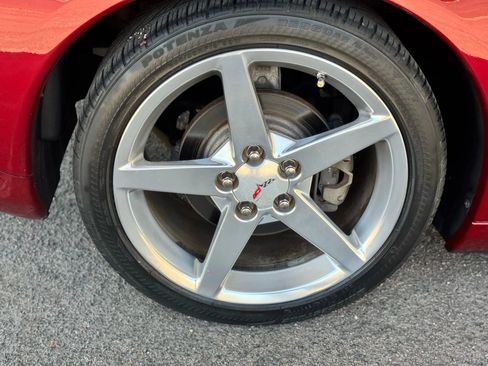 Used 2006 Chevrolet Corvette Convertible w/ Preferred Equipment Group image 9