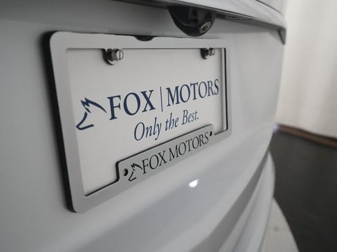 Used 2024 Cadillac XT6 Premium Luxury w/ LPO, Floor Liner Package image 38