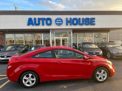 Used 2013 Hyundai Elantra image 9