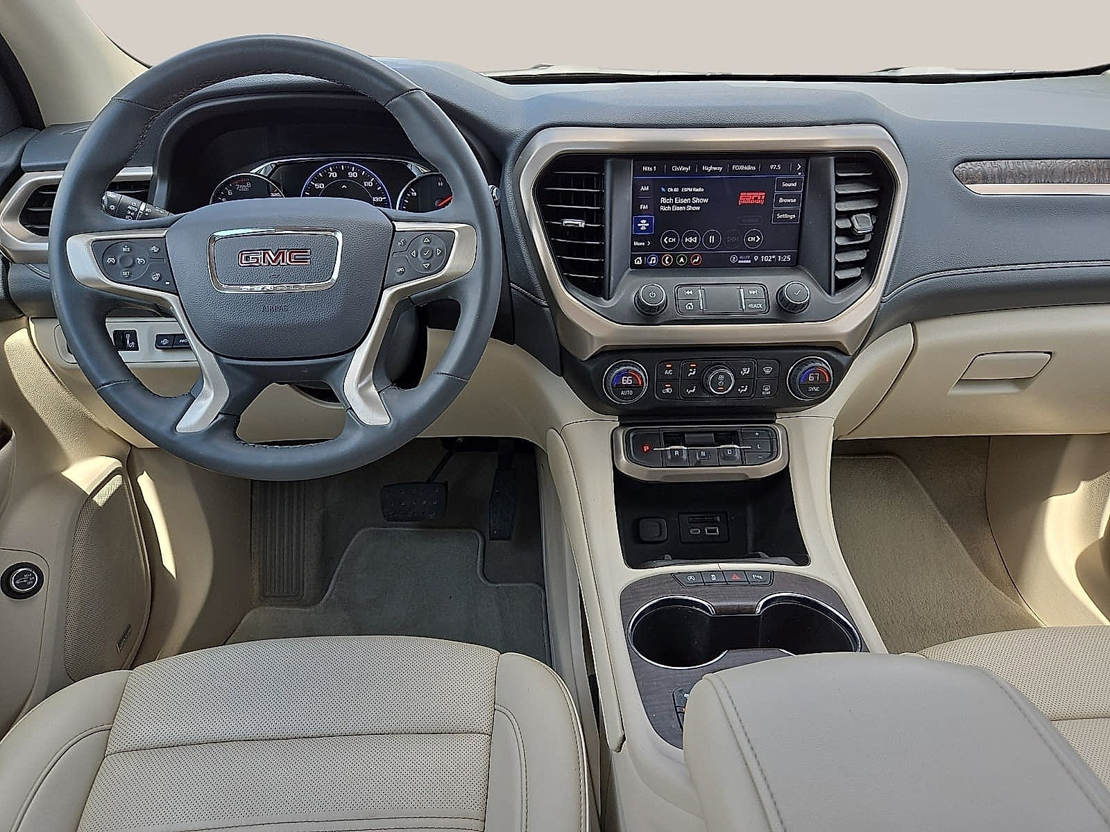 Used 2023 GMC Acadia Denali w/ Denali Ultimate Package FWD image 11