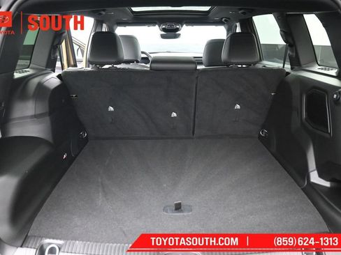 Used 2026 Jeep Cherokee Overland AWD/4WD image 34