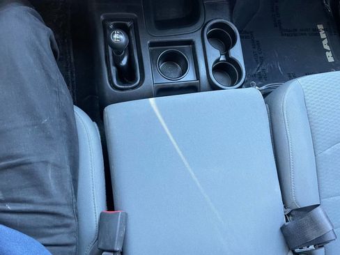 Used 2018 RAM 3500 Tradesman w/ Chrome Appearance Group image 39