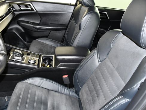 Used 2022 Mitsubishi Outlander SE FWD image 37