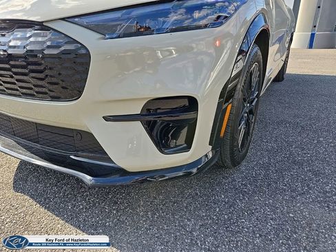 Certified 2025 Ford Mustang Mach-E Premium w/ Sport Appearance Package AWD/4WD image 8