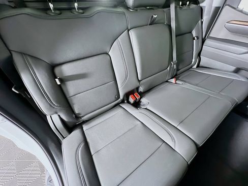 New 2026 Chevrolet Silverado 1500 LT w/ Leather Package AWD/4WD image 26