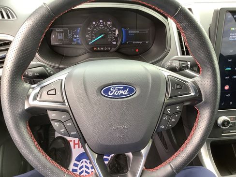 Used 2024 Ford Edge ST-Line AWD/4WD image 13