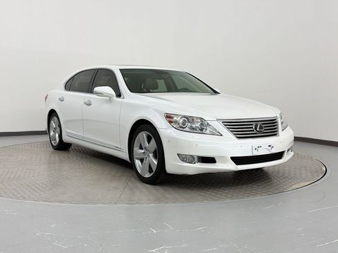 Used 2012 Lexus LS 460 L w/ Rear Seat Upgrade Pkg RWD image 7