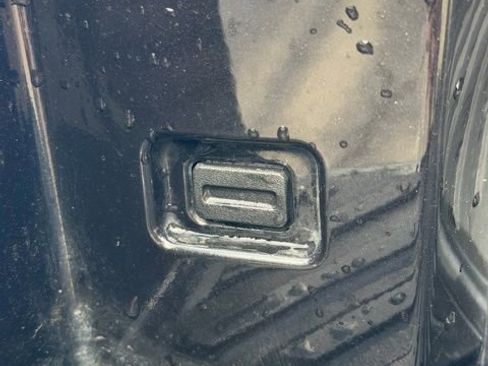 Used 2025 GMC Hummer EV 3X image 26