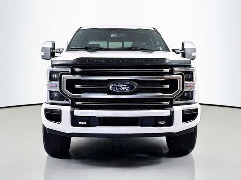 Used 2022 Ford F350 Platinum AWD/4WD image 2