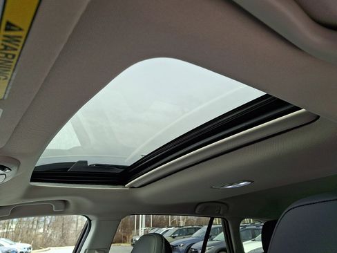 Certified 2025 Subaru Outback Limited image 15