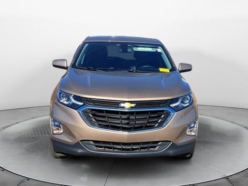 Used 2018 Chevrolet Equinox LT image 2