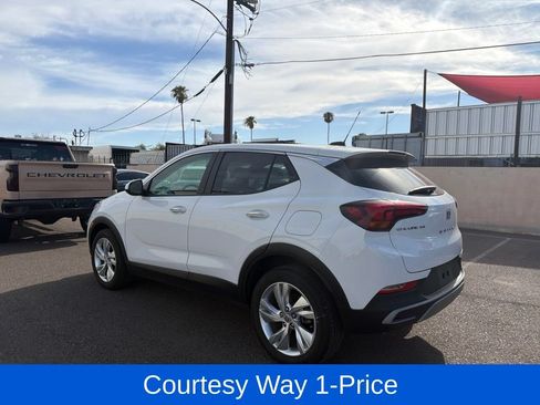 Used 2024 Buick Encore GX Preferred w/ Comfort Package FWD image 8