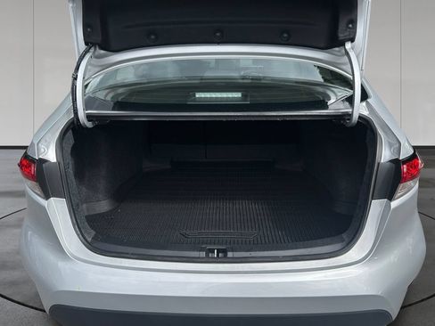 Used 2026 Toyota Corolla LE FWD image 19