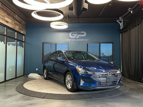 Used 2019 Hyundai Elantra SEL FWD image 1