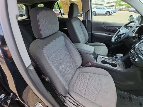 Used 2023 Chevrolet Equinox LT FWD image 31