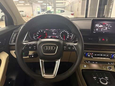 Used 2019 Audi Q5 2.0T Premium Plus w/ Convenience Package AWD/4WD image 11
