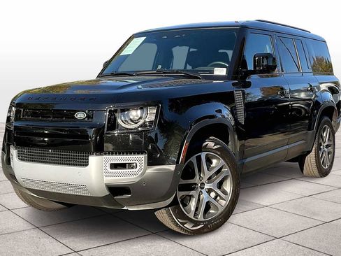 Used 2025 Land Rover Defender 130 S image 1