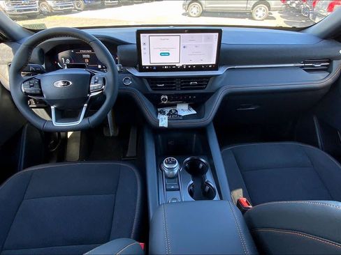 New 2026 Ford Explorer Tremor AWD/4WD image 5
