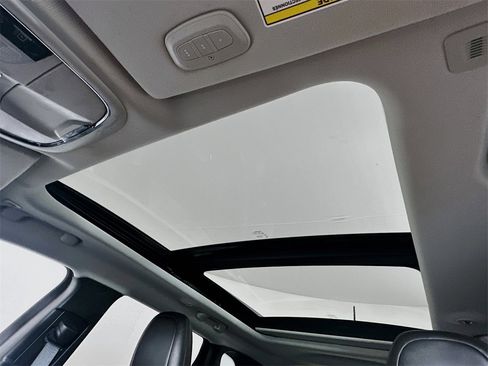 Used 2019 Jeep Cherokee Trailhawk w/ Comfort/Convenience Group image 21