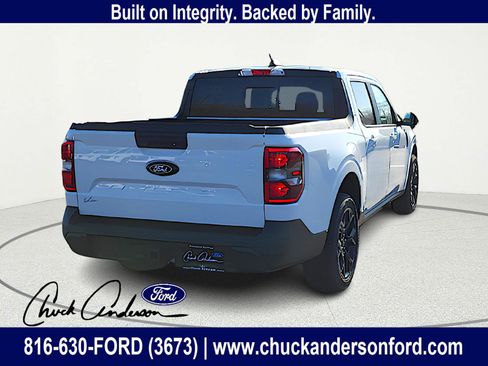 New 2025 Ford Maverick Lariat w/ Black Appearance Package AWD/4WD image 8